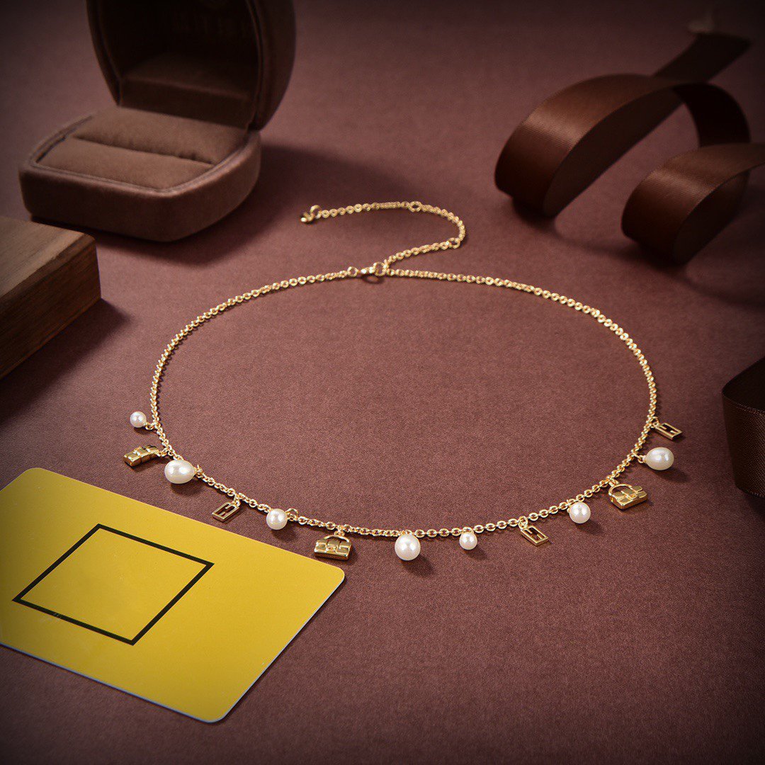 FENDI FF BUCKLED PEARL GOLD NECKLACE
