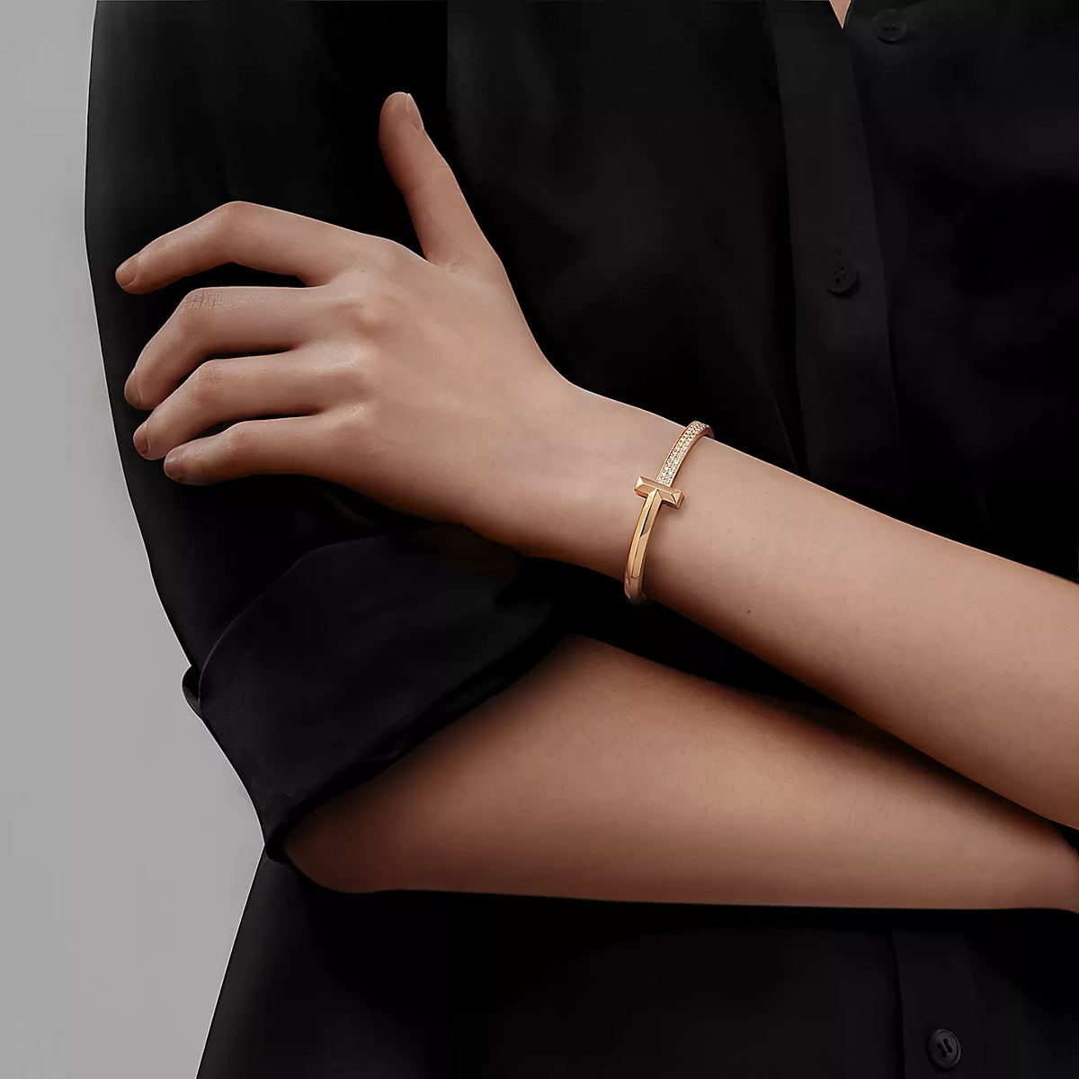 TIFFANY T1 WIDE DIAMOND HINGED BANGLE PINK GOLD