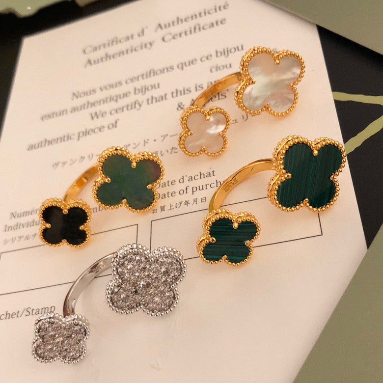 Van Cleef & Arpels CLOVER BETWEEN THE FINGER RING