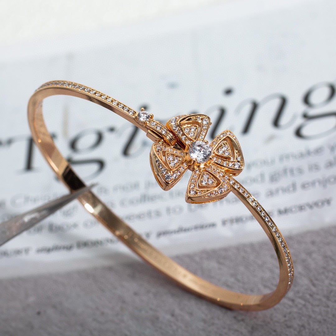 Bvlgari FIOREVER DIAMOND PINK GOLD BRACELET